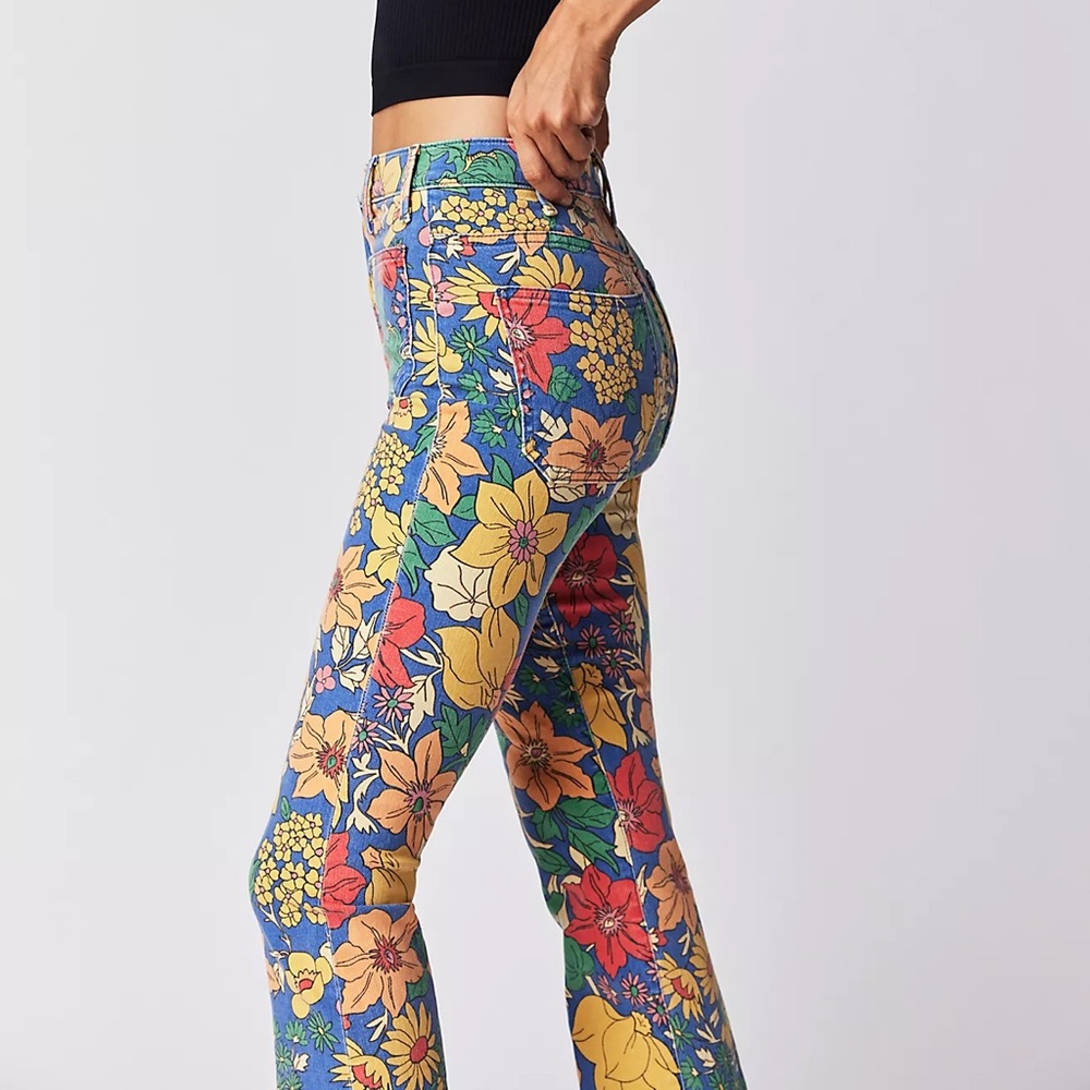 MOTHER The Hustler Printed Patch Pocket Jeans
Floral Print Fresh Blooms Jeans 27 - Picture 14 of 14